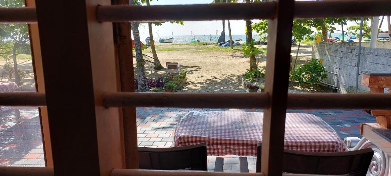 Marari Anna Beach Villa Mararikulam Dış mekan fotoğraf